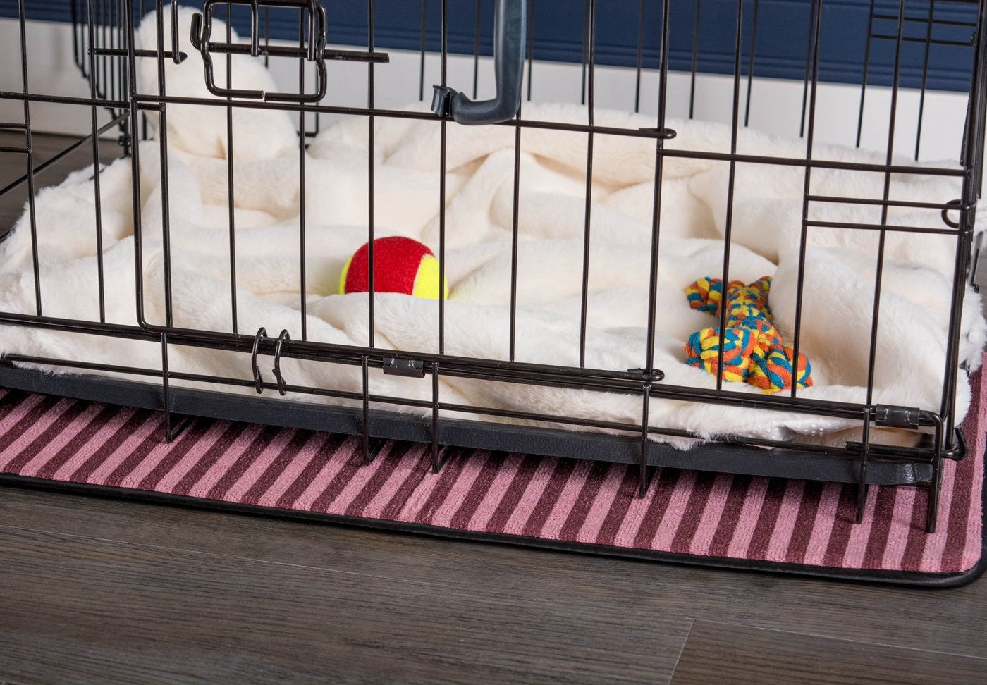 CAGE LINER FAUX FUR CRANBERRY/WHITE LG